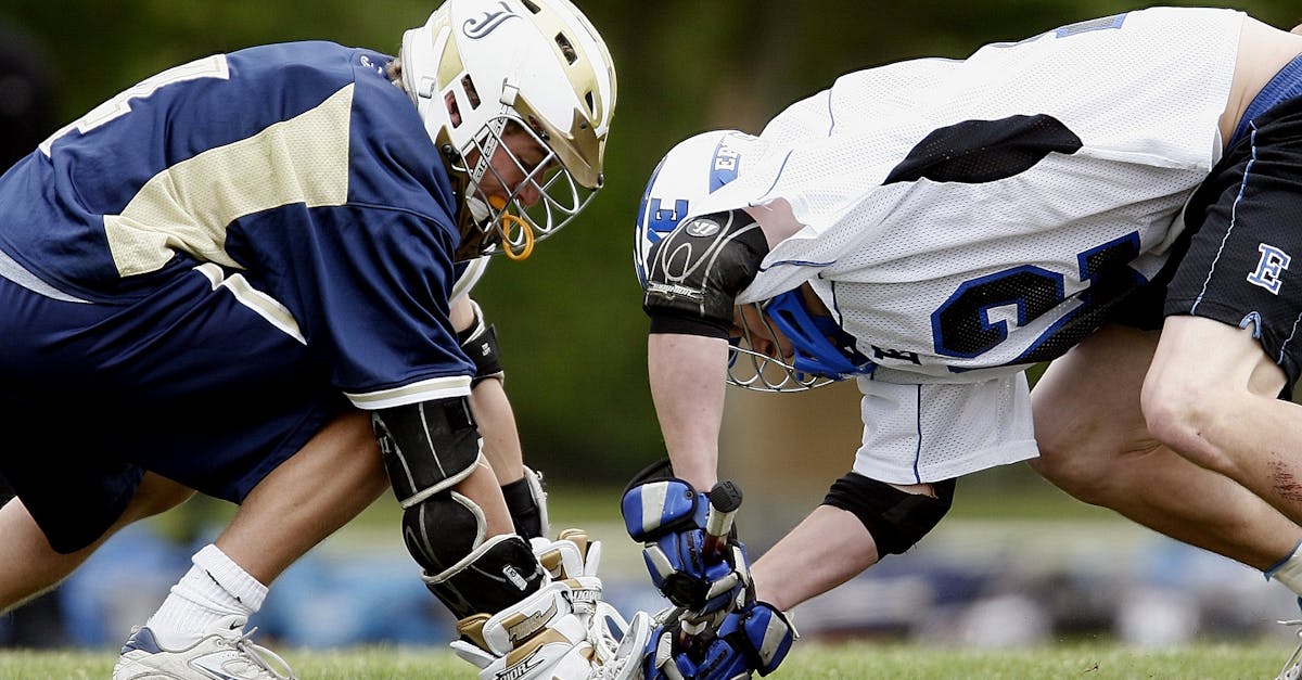 How many teams make the men's lacrosse tournament?